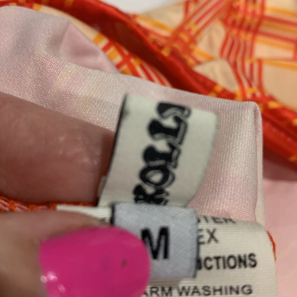 Fun top - Picture 5 of 6